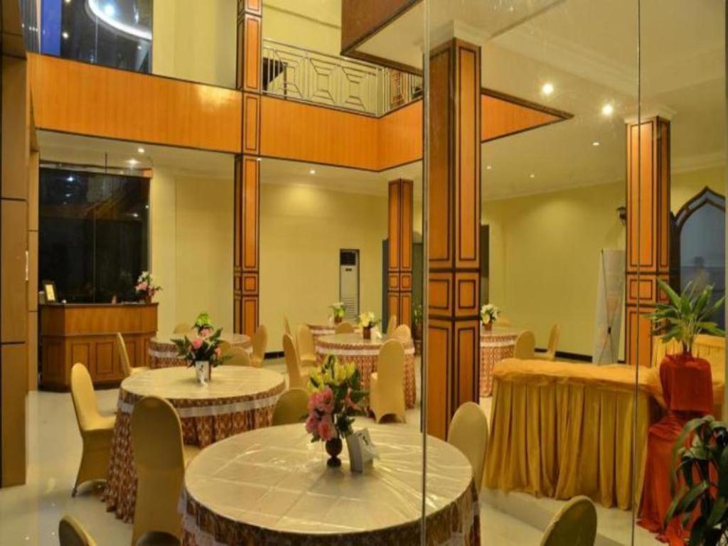 Sepinggan Hotel Balikpapan Exterior foto